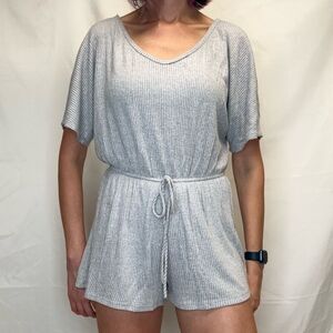 143 Story by Line Up Women's Romper M Med Medium Light Grey Gray Soft Ribbed Tie
